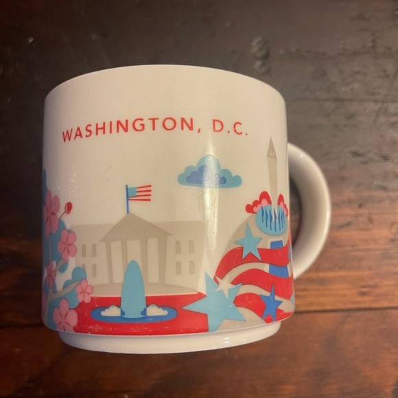 Starbucks~ D.C. cup